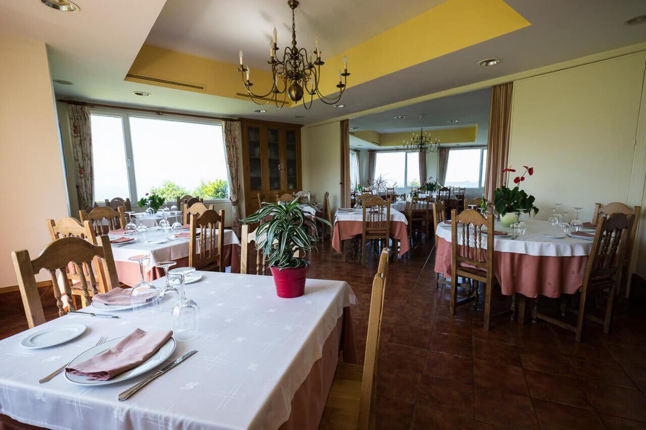 Hotel Ermintxo Ea Buitenkant foto
