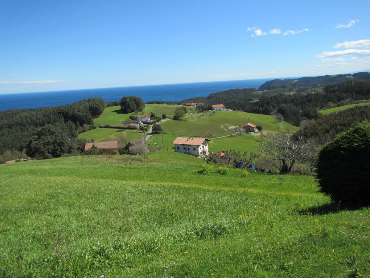 Hotel Ermintxo Ea Buitenkant foto