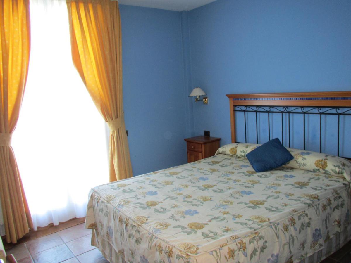 Hotel Ermintxo Ea Buitenkant foto