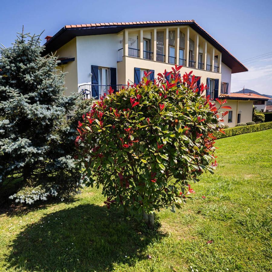 Hotel Ermintxo Ea Buitenkant foto
